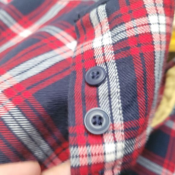 Duluth Trading Co Women's Crosscut Wicking Flannel Shirt Size Medium 31706 - Picture 9 of 15